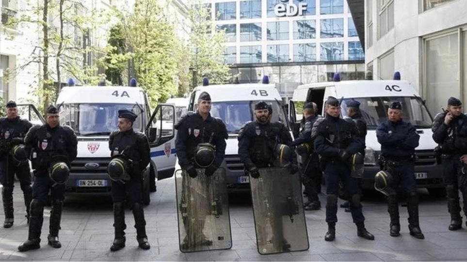 Γαλλία: «Προς εκτόνωση» η κατάσταση στα πανεπιστήμια εκτιμά ο Μακρόν